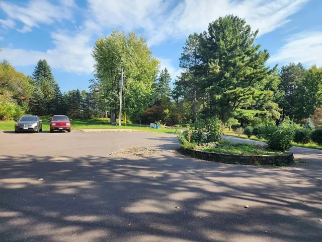 $799,900 | 31300 Oasis Road, Center City, MN 55012