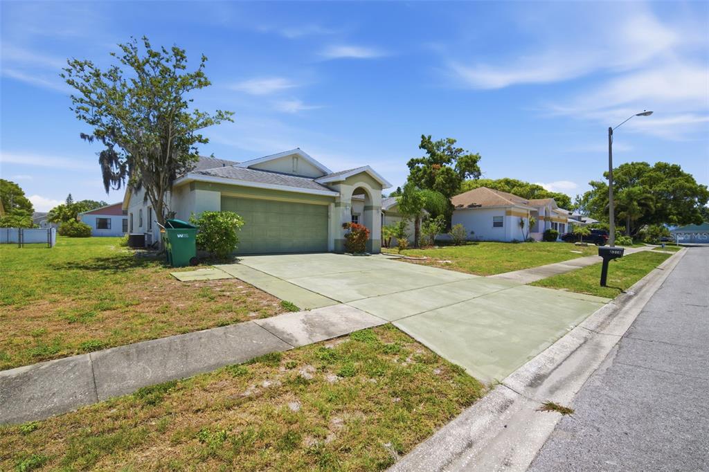 8316 Summerside Lane Port Richey, FL 34668 - Photo 52 of 54