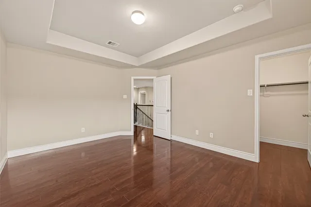 $2,700 | 706 Fairway Drive, La Porte, TX 77571