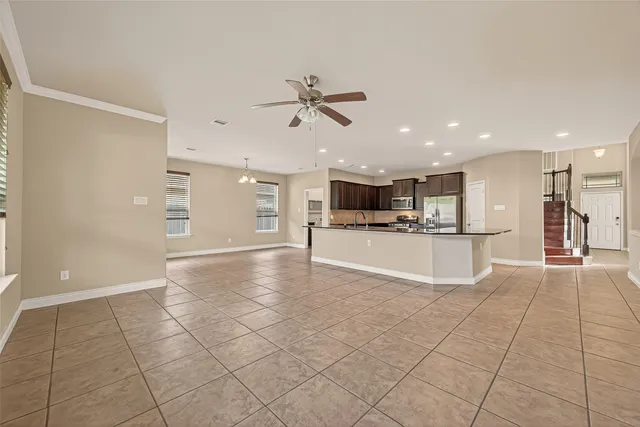 $2,700 | 706 Fairway Drive, La Porte, TX 77571