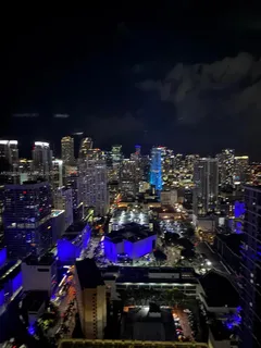 $1,700,000 | 159 Northeast 6th Street, Unit 4016, Miami, FL 33132