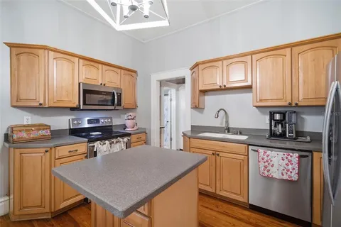 $385,000 | 1201 West Reynolds Street, Plant City, FL 33563