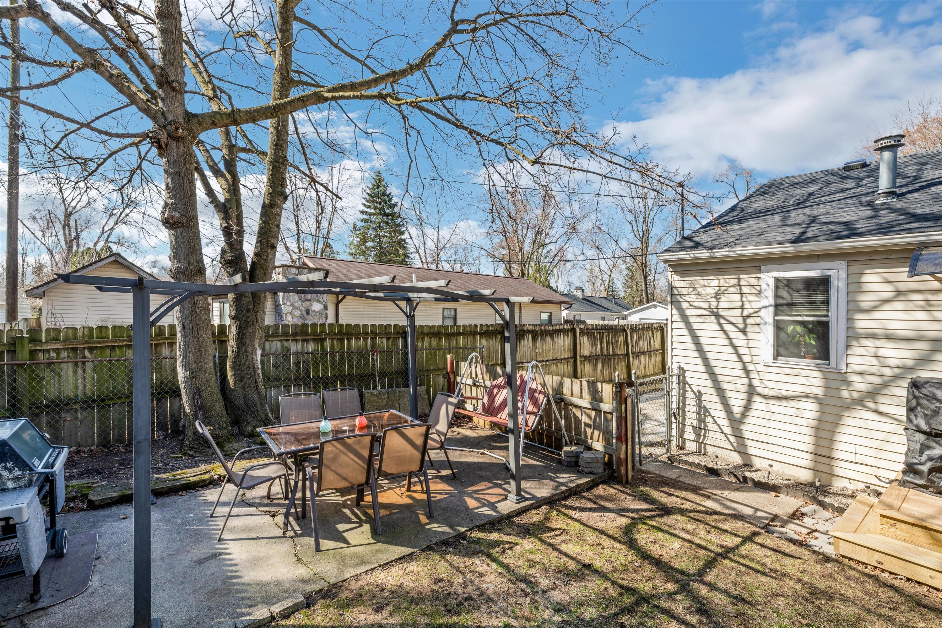 9142 Forest Road Whitmore Lake, MI 48189 - Photo 18 of 23 30-9142 Forest Rd 0006