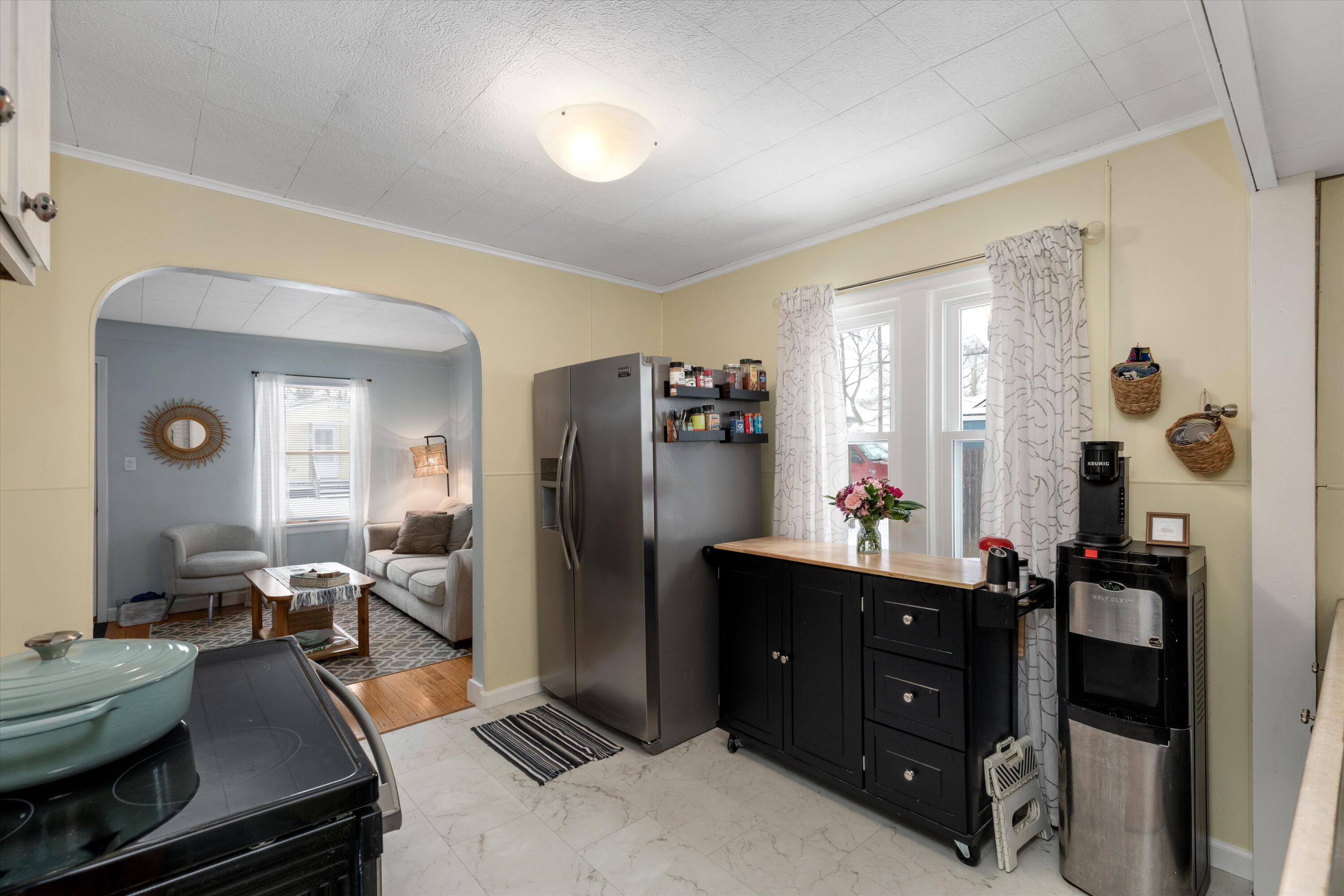 9142 Forest Road Whitmore Lake, MI 48189 - Photo 8 of 23 14-9142 Forest Rd 010