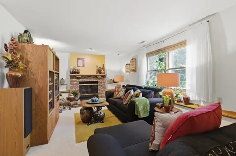 $435,000 | 7925 West Oakbrook Circle, Madison, WI 53717