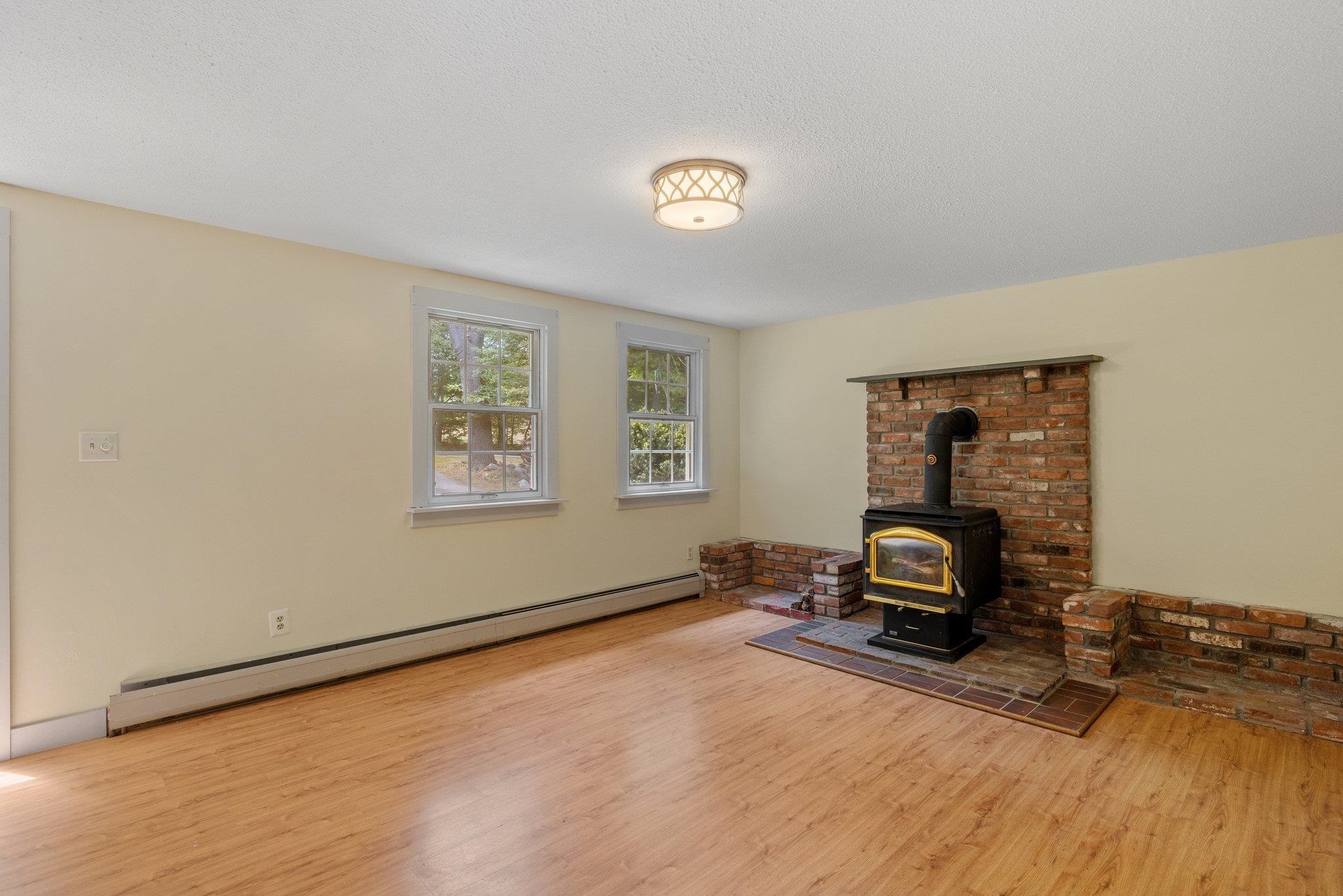 355 NW Road Canterbury, NH 03224 - Photo 9 of 40