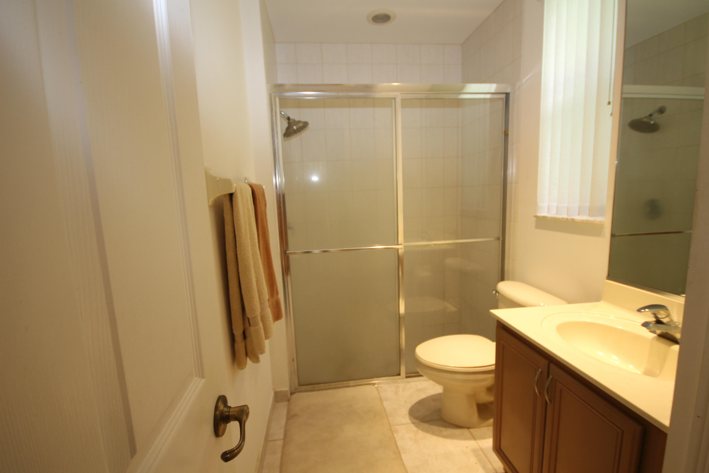 21262 Falls Ridge Way Boca Raton, FL 33428 - Photo 15 of 23 Guest BA #1 use