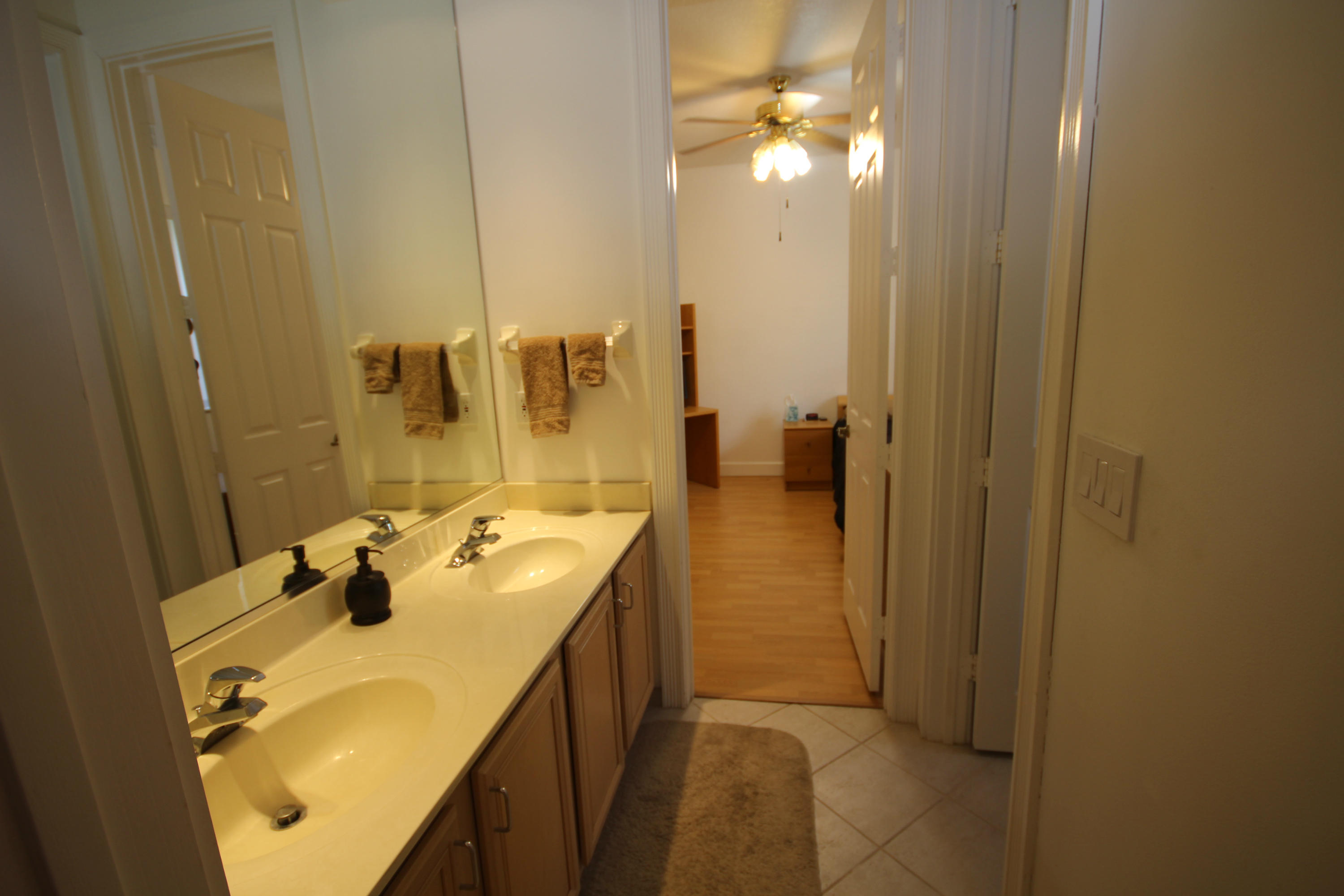 21262 Falls Ridge Way Boca Raton, FL 33428 - Photo 18 of 23 Jack & Jill BA