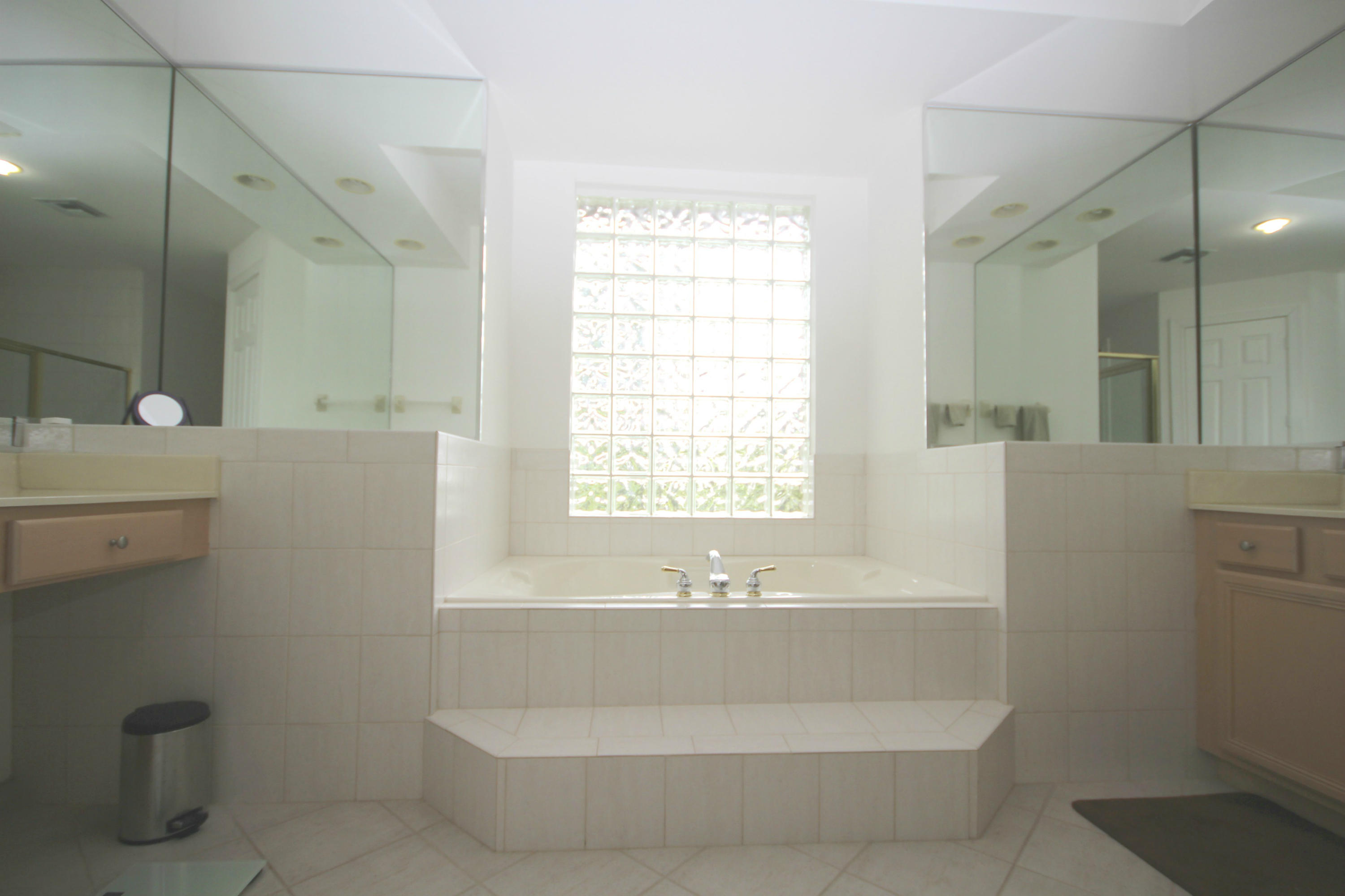 21262 Falls Ridge Way Boca Raton, FL 33428 - Photo 22 of 23 master BA (2)new