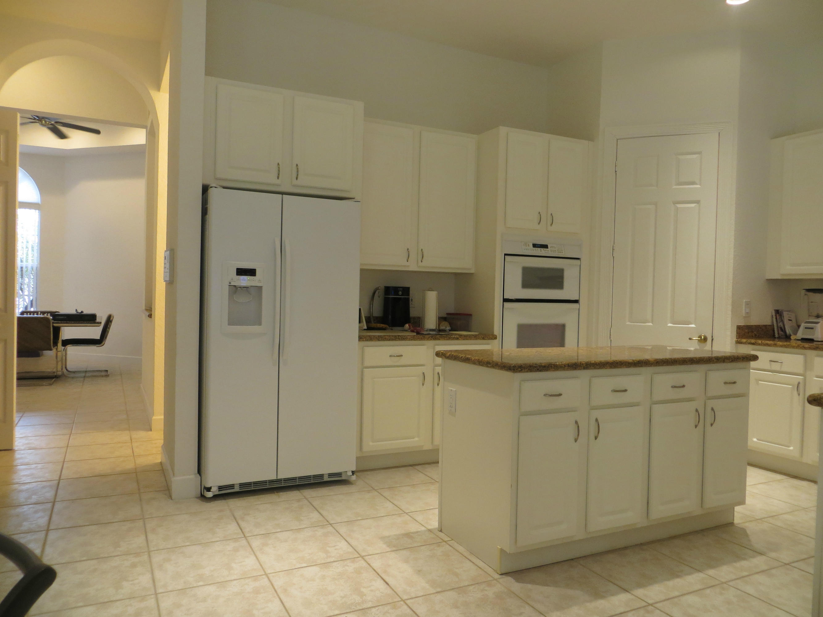 21262 Falls Ridge Way Boca Raton, FL 33428 - Photo 5 of 23 kitch
