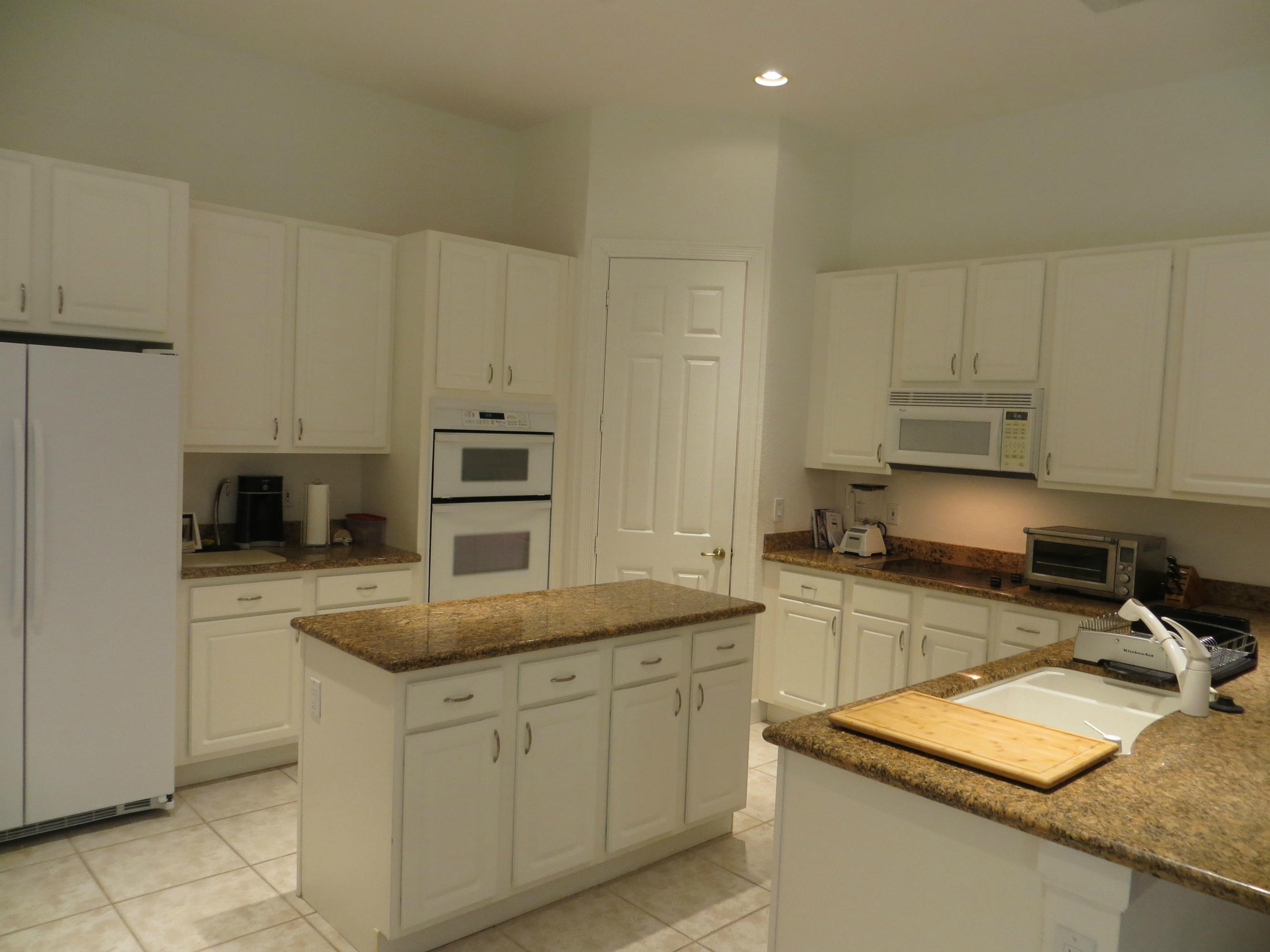 21262 Falls Ridge Way Boca Raton, FL 33428 - Photo 6 of 23 kitch 2