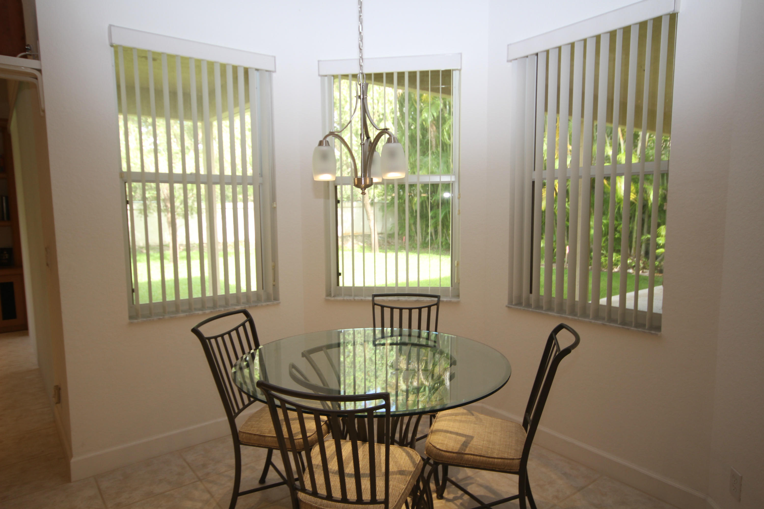 21262 Falls Ridge Way Boca Raton, FL 33428 - Photo 10 of 23 dinette