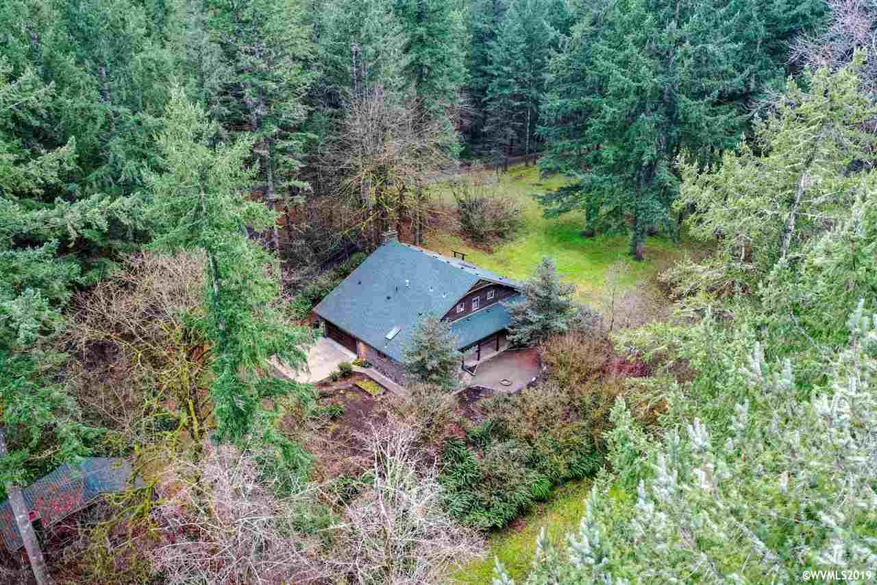 23528 Santiam Way Lyons, OR 97358 - Photo 7 of 41