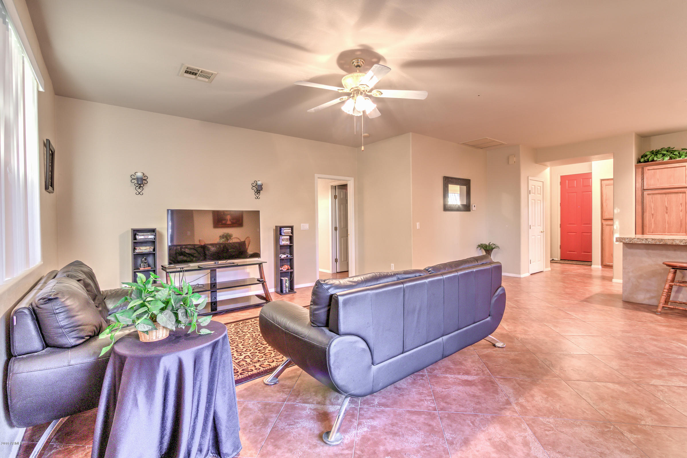 2056 South Edgewater Mesa, AZ 85209 - Photo 13 of 25 2056 S Edgewater-13