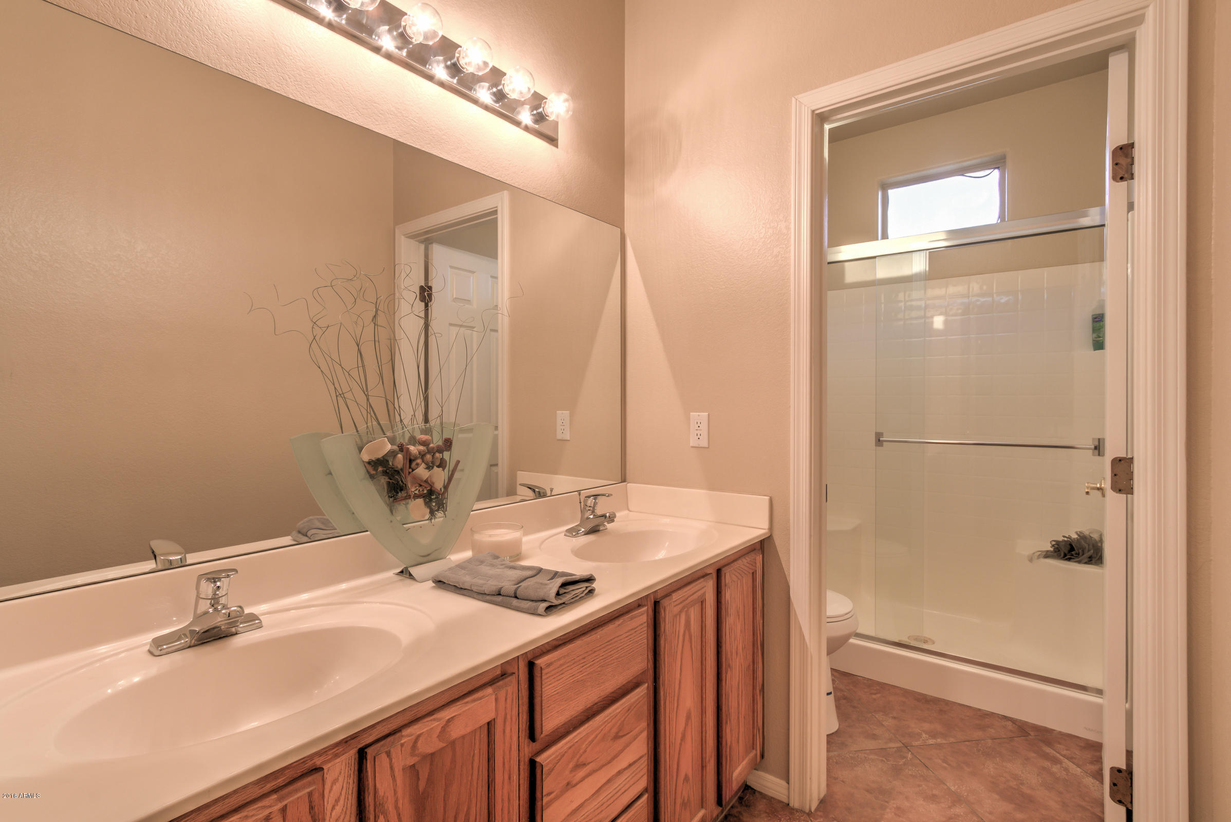 2056 South Edgewater Mesa, AZ 85209 - Photo 18 of 25 2056 S Edgewater-18