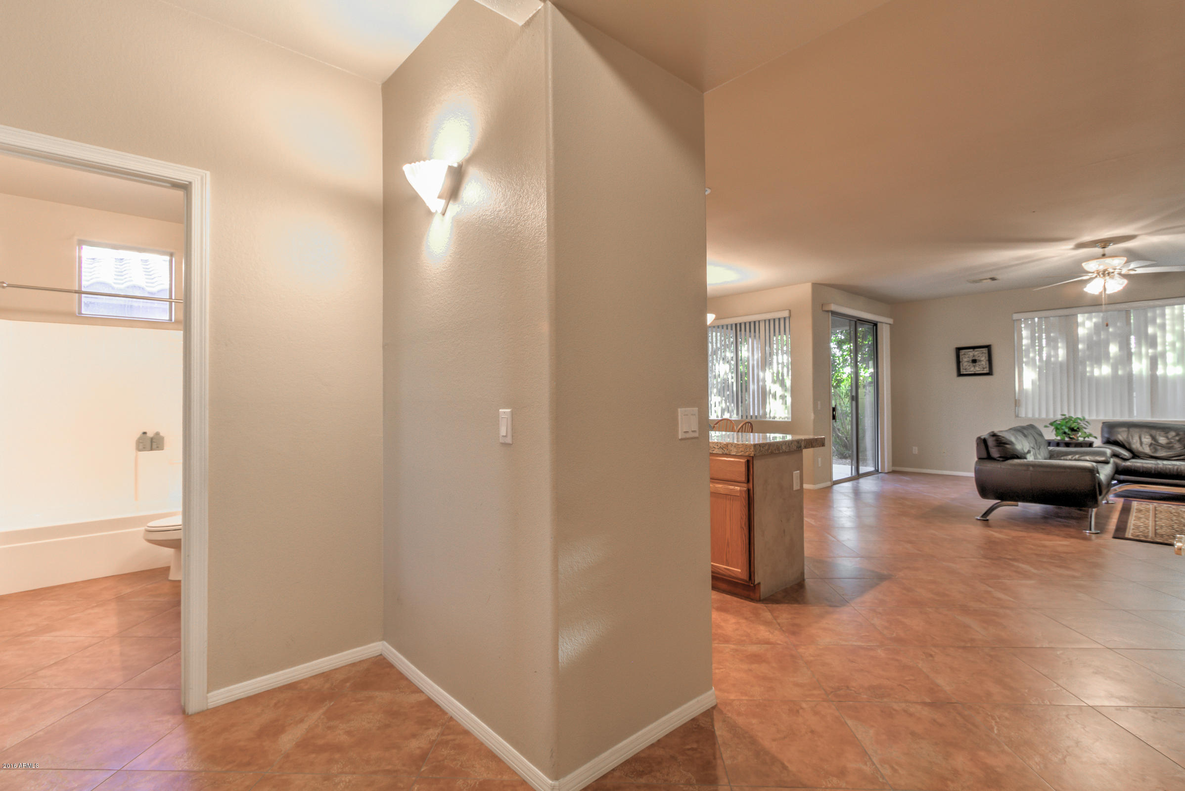 2056 South Edgewater Mesa, AZ 85209 - Photo 9 of 25 2056 S Edgewater-9