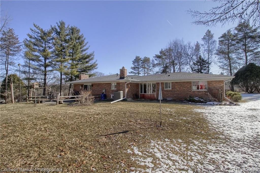 1381 North Livernois Road Rochester Hills, MI 48306 - Photo 26 of 34