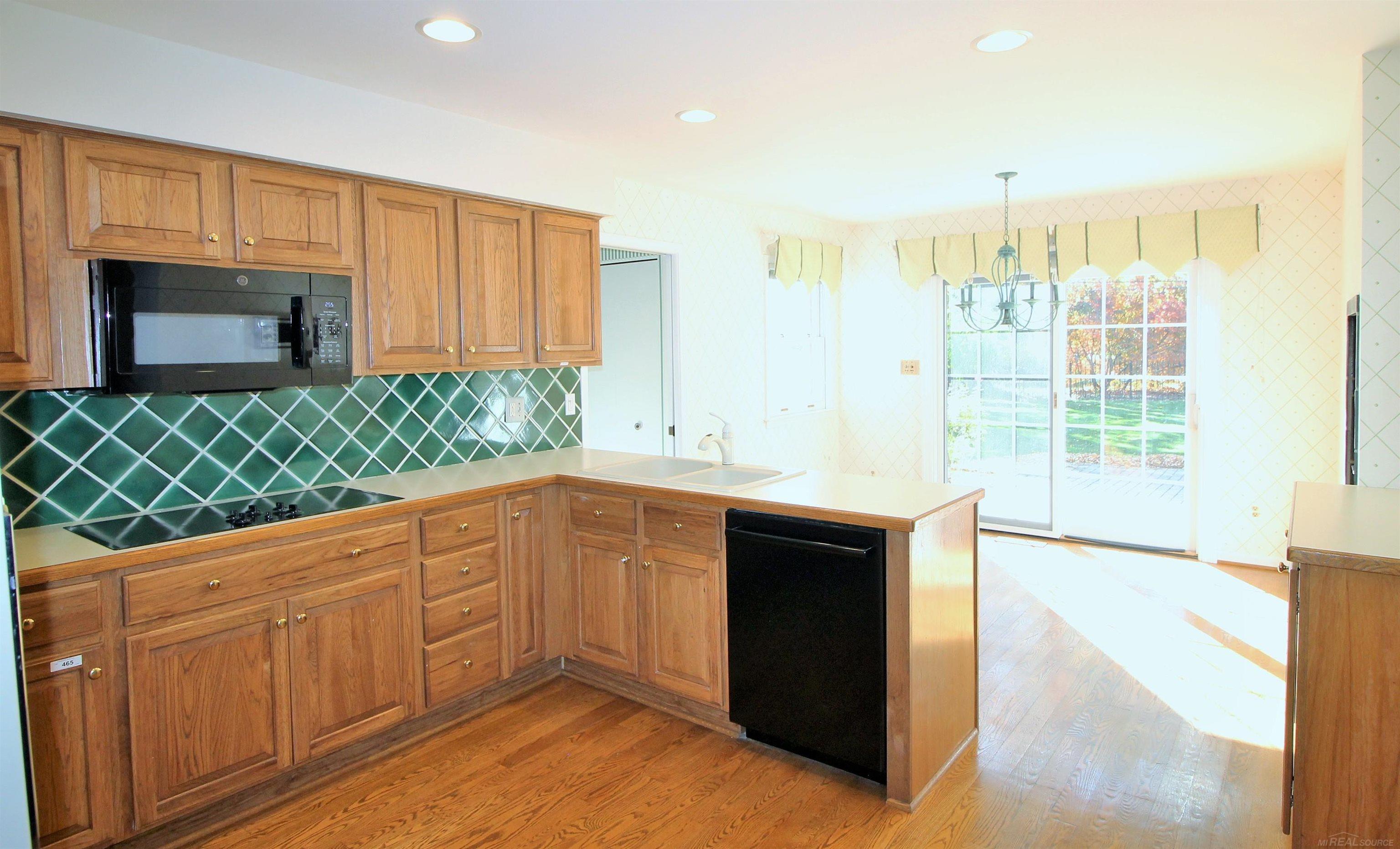 1341 Devonshire Road Grosse Pointe Park, MI 48230 - Photo 8 of 68
