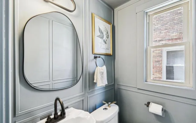 $2,500 | 18941 Santa Rosa Drive, Detroit, MI 48221