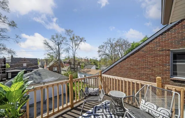 $2,500 | 18941 Santa Rosa Drive, Detroit, MI 48221