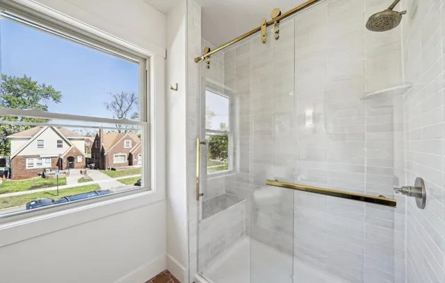 $2,500 | 18941 Santa Rosa Drive, Detroit, MI 48221