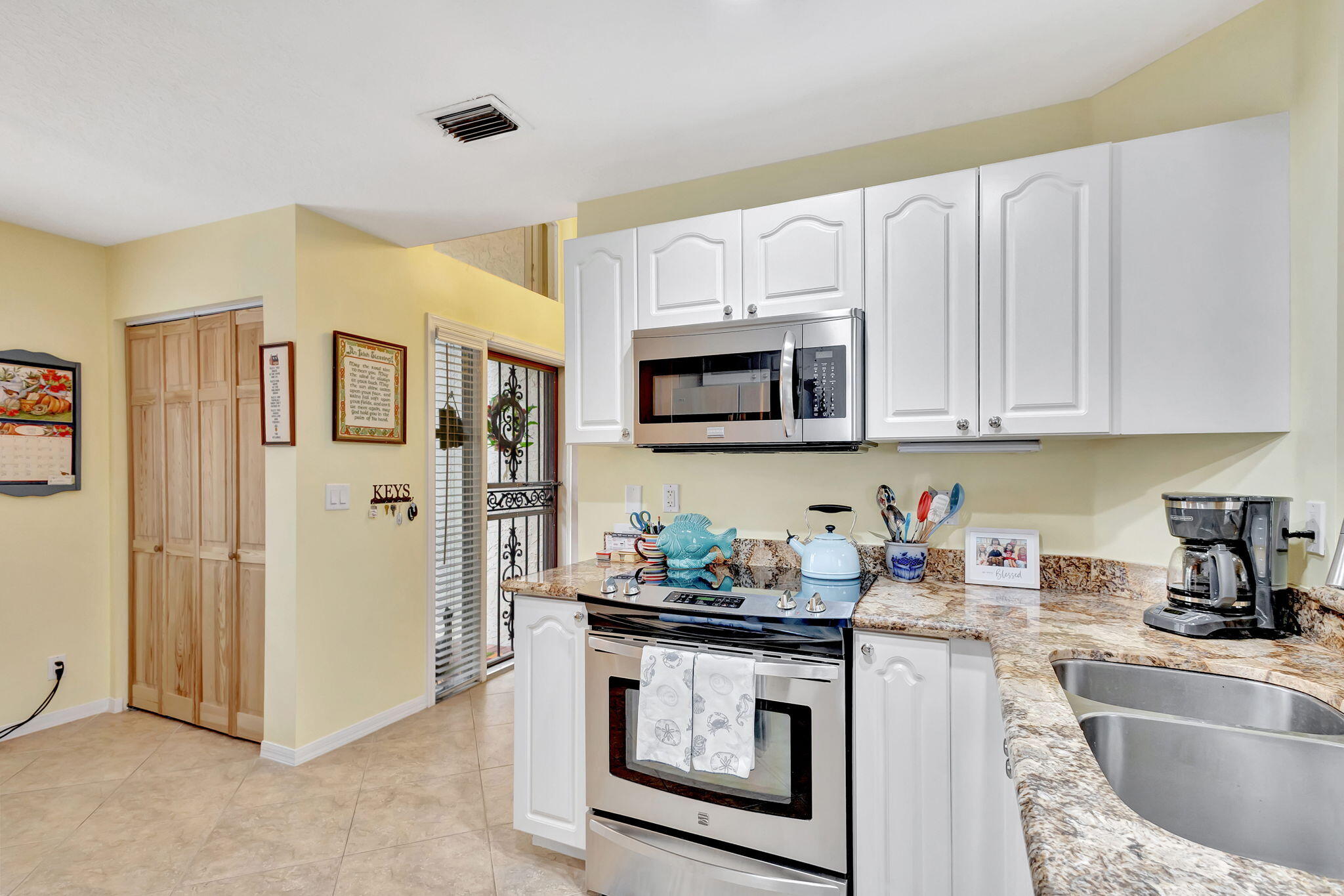 5205 Edenwood Road Riviera Beach, FL 33418 - Photo 20 of 77 9-web-or-mls-5D1A4442