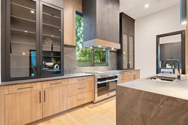 $4,385,000 | 1309 Southside Circle, Nashville, TN 37212