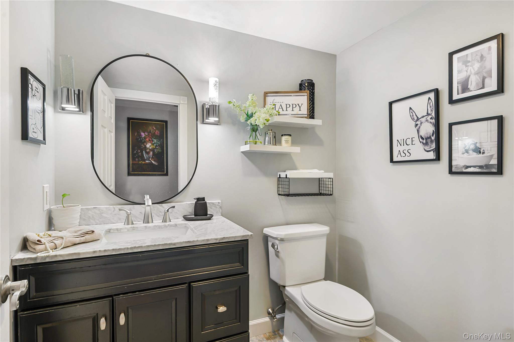 12 Leeside Road Carmel, NY 10512 - Photo 20 of 35 Hall bathroom