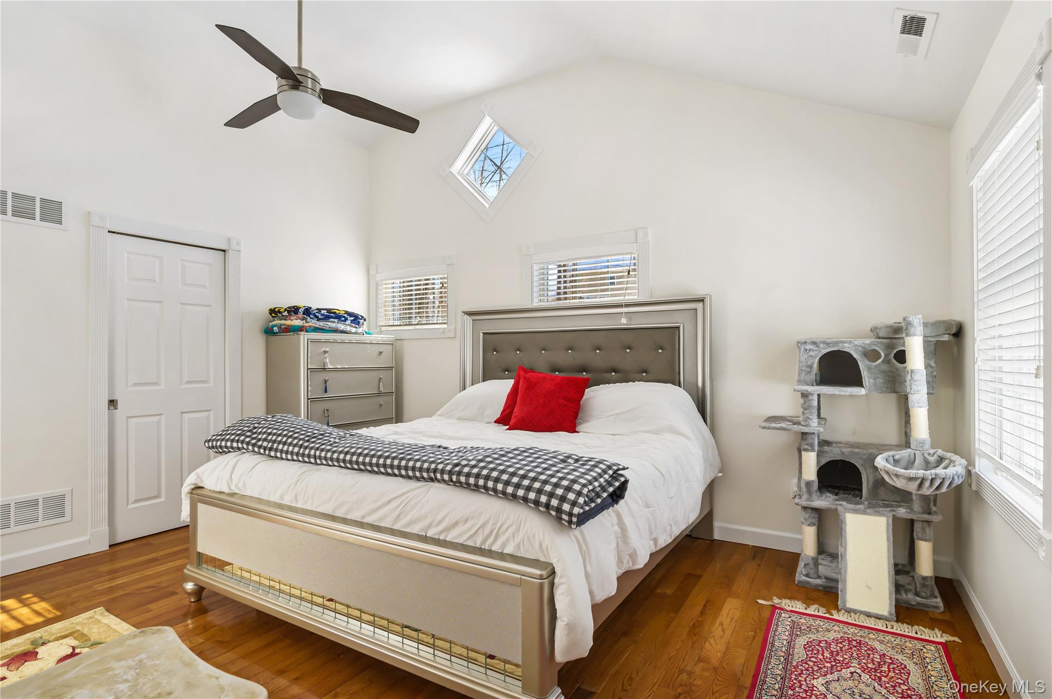 12 Leeside Road Carmel, NY 10512 - Photo 23 of 35 2nd bedroom