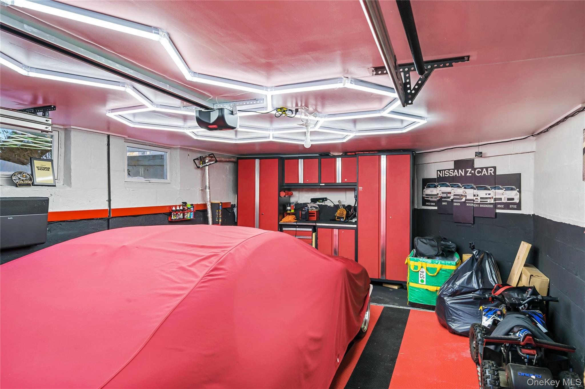 12 Leeside Road Carmel, NY 10512 - Photo 27 of 35 Garage