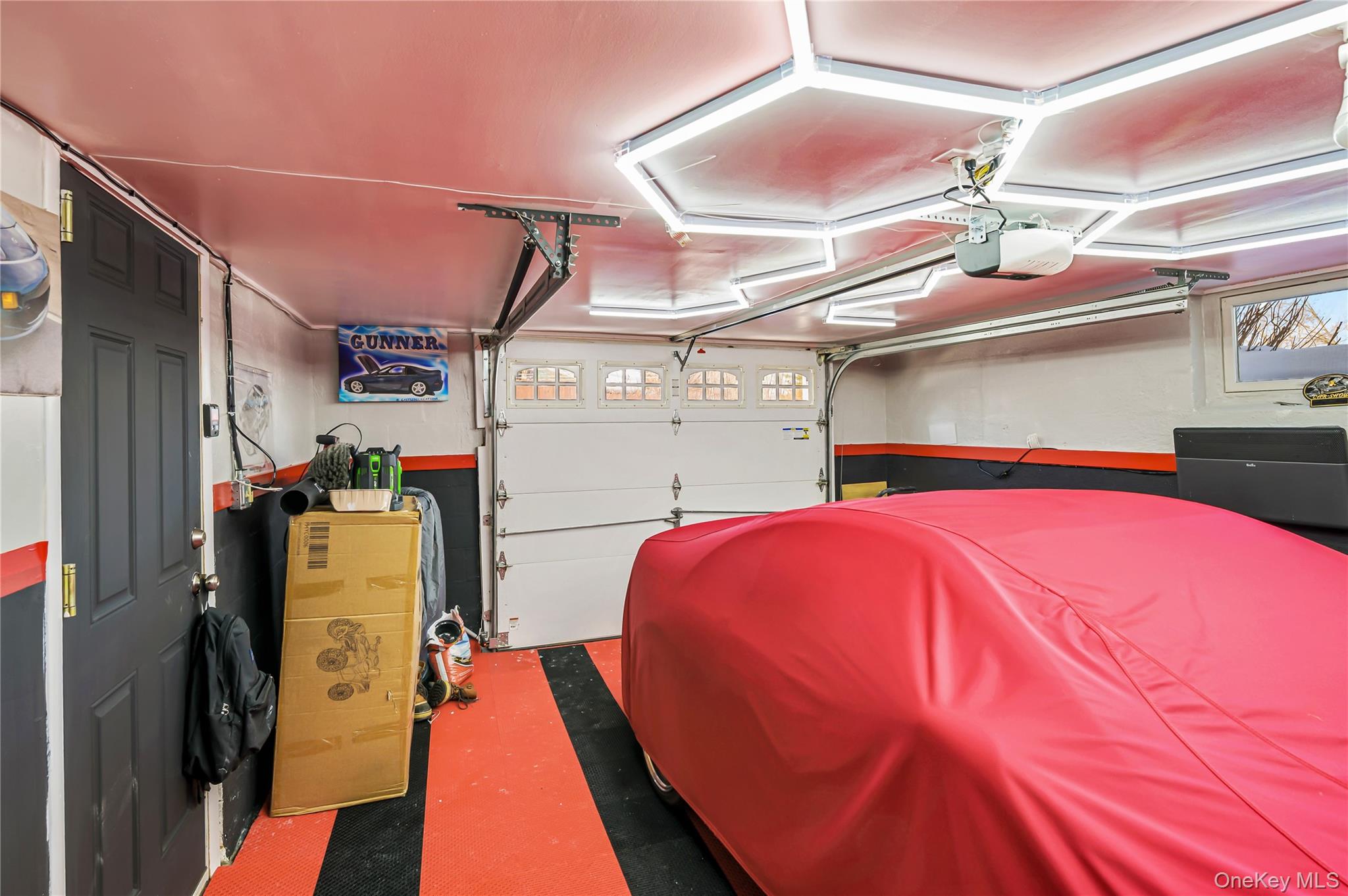 12 Leeside Road Carmel, NY 10512 - Photo 28 of 35 Garage