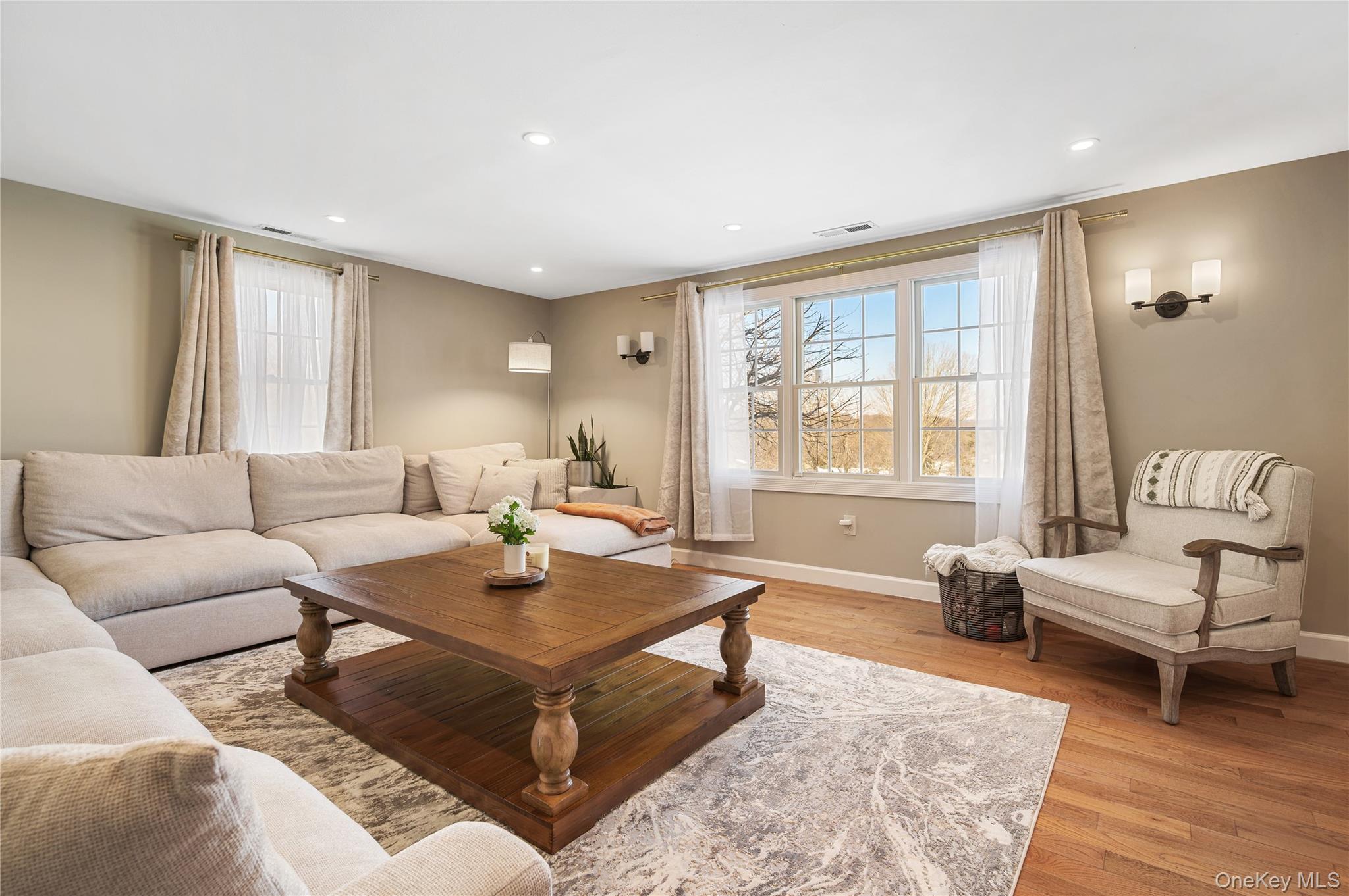 12 Leeside Road Carmel, NY 10512 - Photo 3 of 35