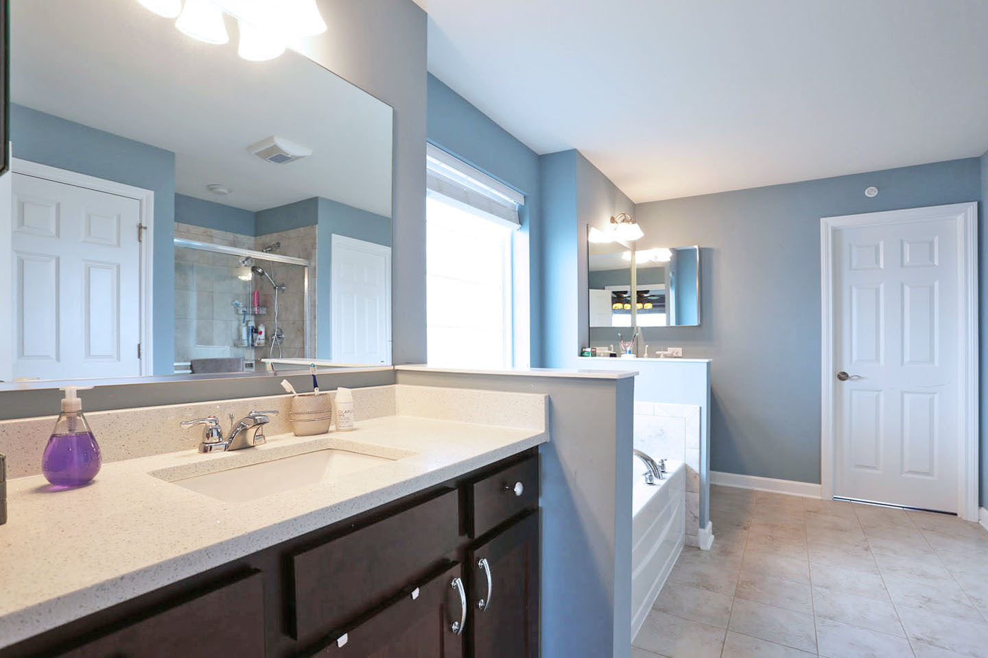 3441 Harold Circle Hoffman Estates, IL 60192 - Photo 24 of 34 a kitchen with a sink cabinets and window