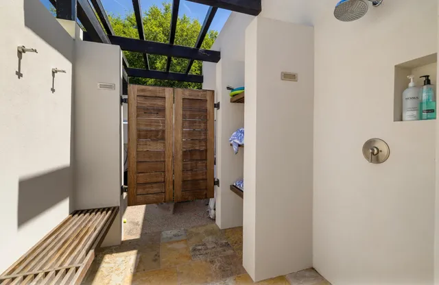 a view of walk in closet