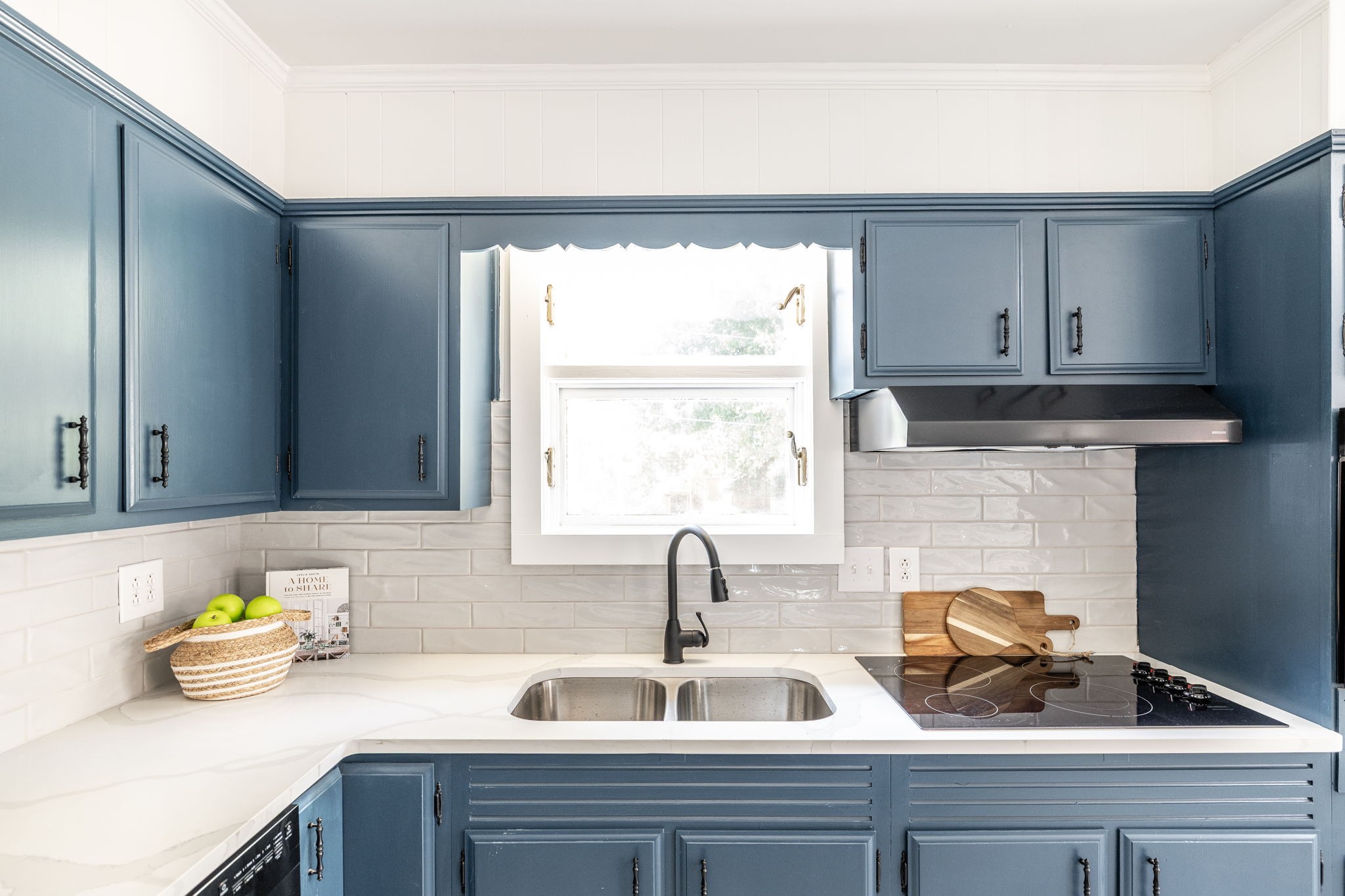 311 North Walnut Street Springfield, TN 37172 - Photo 25 of 79 a kitchen with a sink and a window