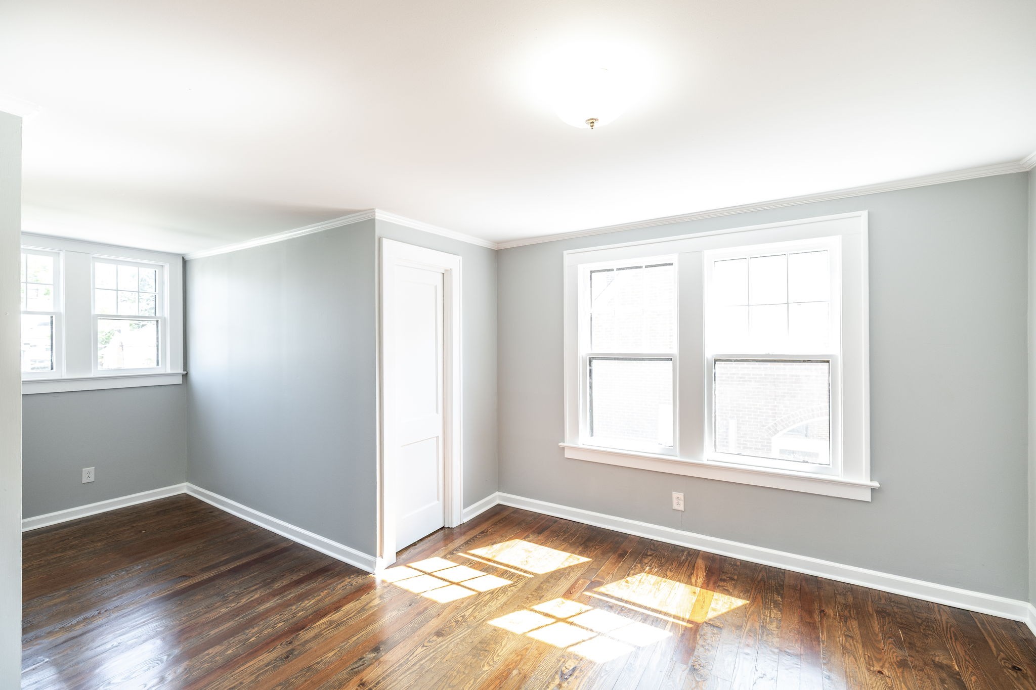 311 North Walnut Street Springfield, TN 37172 - Photo 41 of 79 a view of an empty room and window