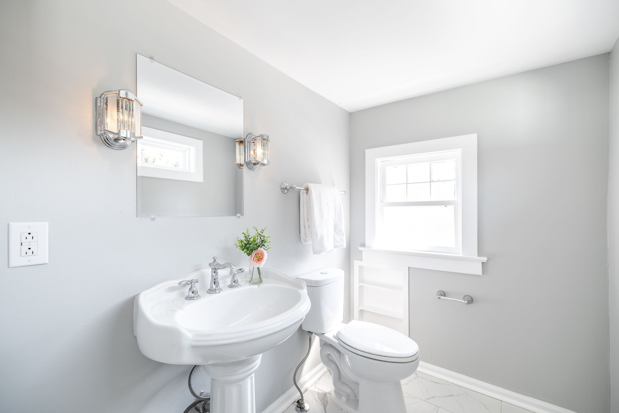 311 North Walnut Street Springfield, TN 37172 - Photo 47 of 79 a bathroom with a sink toilet and a mirror
