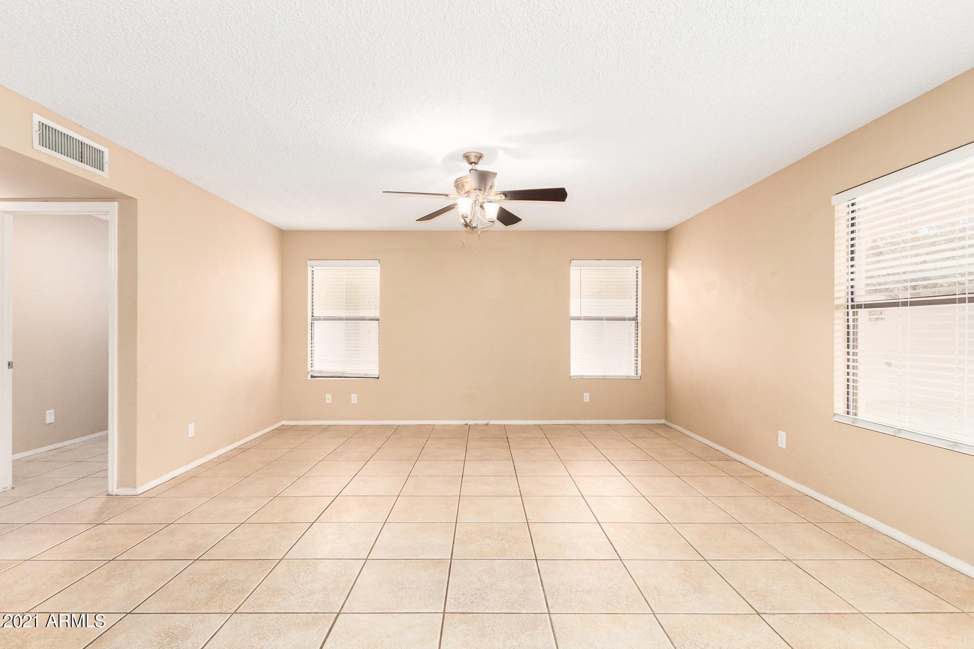 2758 East Rockledge Road Phoenix, AZ 85048 - Photo 7 of 44 2758 E Rockledge Road