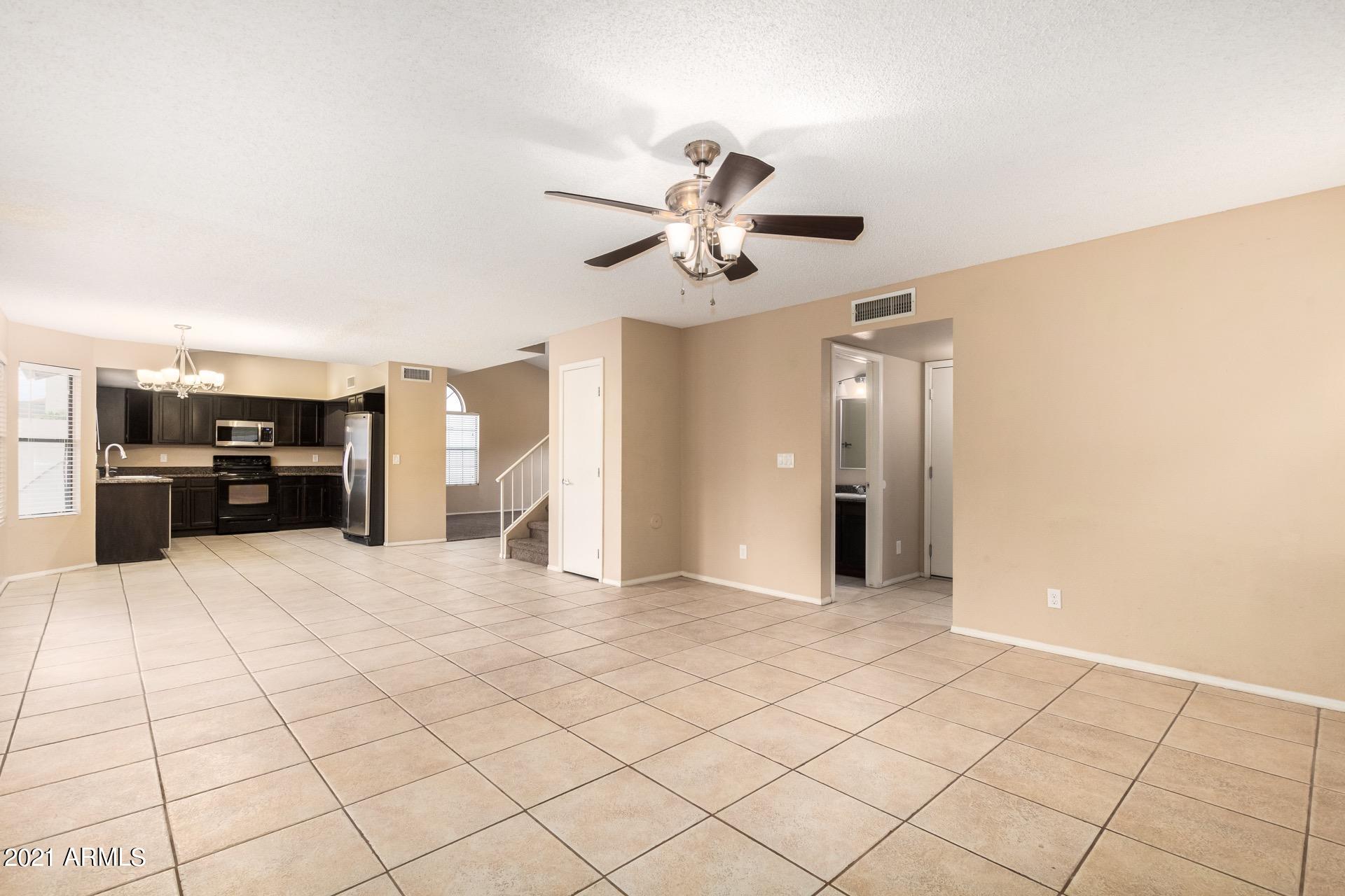 2758 East Rockledge Road Phoenix, AZ 85048 - Photo 9 of 44 2758 E Rockledge Road