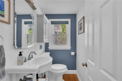 $1,350,000 | 6 Driftwood Lane, Barrington, RI 02806