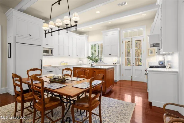 $985,000 | 4164 Magnolia Pisgah Road, Summit, MS 39666