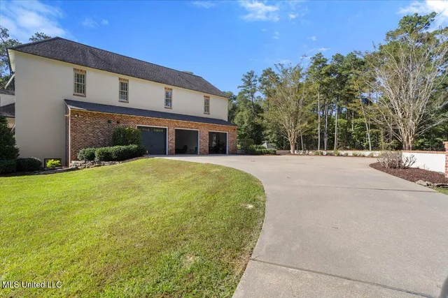 $985,000 | 4164 Magnolia Pisgah Road, Summit, MS 39666