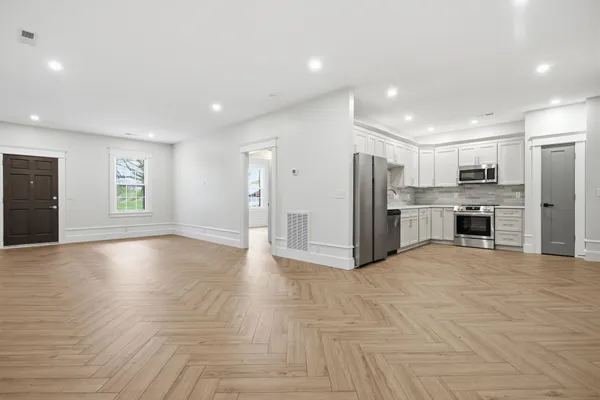 $299,000 | 2043 Union Place, Columbia, TN 38401