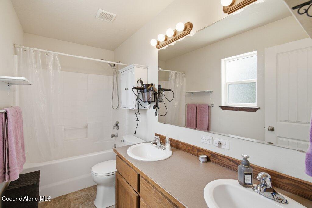 6840 West Majestic Avenue Rathdrum, ID 83858 - Photo 9 of 27 034-6840WestMajesticAvenue-Rathdrum-ID-8