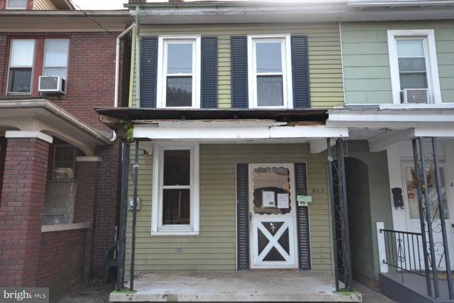 423 Baltimore Street Hanover, PA 17331 - Photo 4 of 28 Gallery Image 4