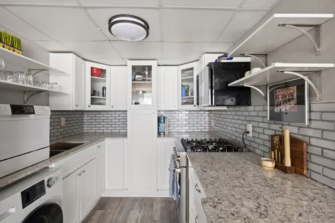 $270,000 | 1800 Lavaca Street, Unit 207, Austin, TX 78701