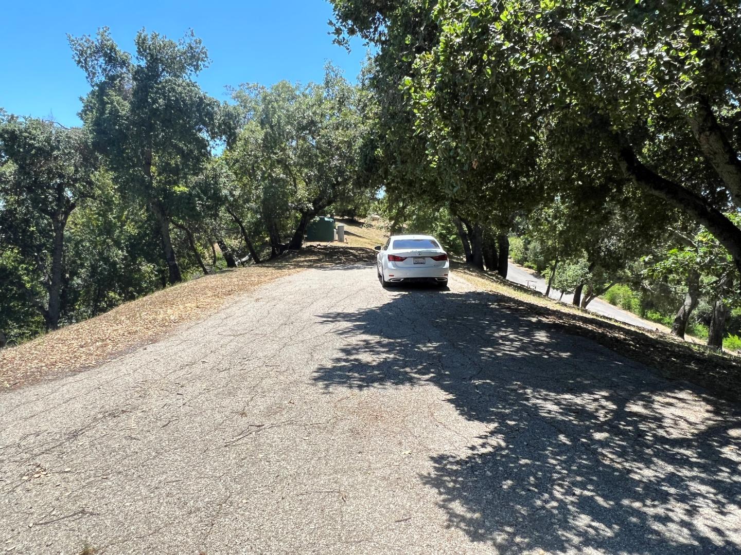 23554 Mountain Charlie Road Los Gatos, CA 95033 - Photo 4 of 11