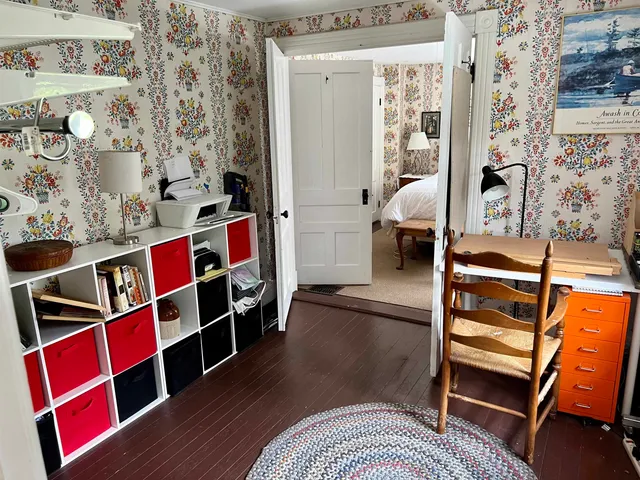 $3,200 | 78 Franklin Road, Manchester, VT 05254