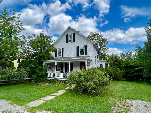 $3,200 | 78 Franklin Road, Manchester, VT 05254