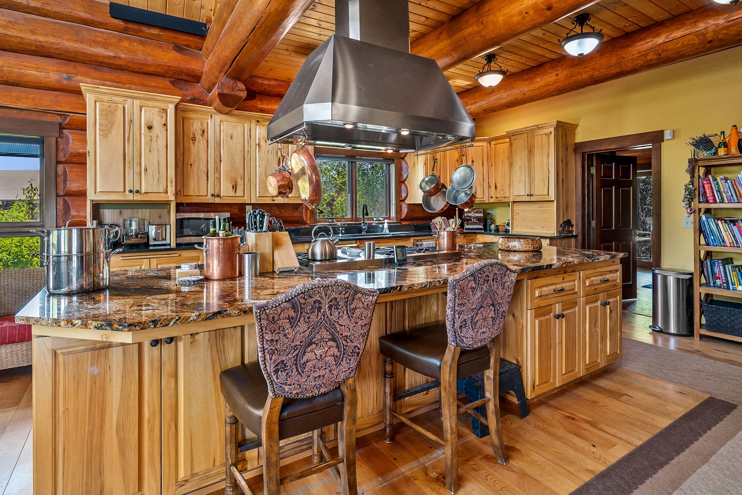 18010 Hill Road Klamath Falls, OR 97603 - Photo 24 of 57 20_18010HillRd-014